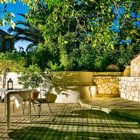 Lägenhet Spacious Apartment With Sea View In Tzamarelata - 90 M² *