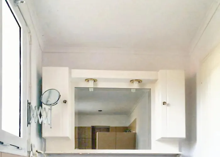 Apartment Spacious Apartment With Sea View In Tzamarelata - 90 M² *