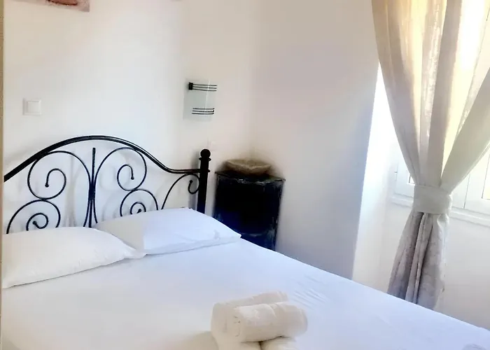 Spacious Apartment With Sea View In Tzamarelata - 90 M² * Tzamarelata